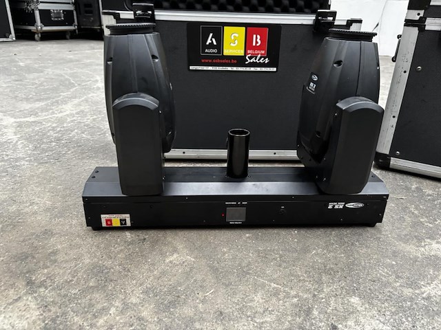 2 sets van duo movingheads showtec xs2 dual beam - afbeelding 4 van  5