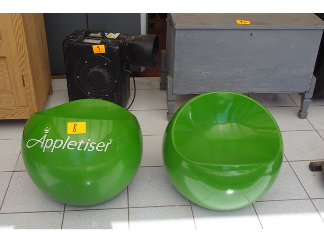 2 sierstoeltjes - afbeelding 1 van  2
