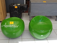 2 sierstoeltjes - afbeelding 1 van  2