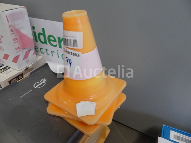 2 signaalband, 1 damband, 3 kegels, 1 lege kast 10l - afbeelding 3 van  8