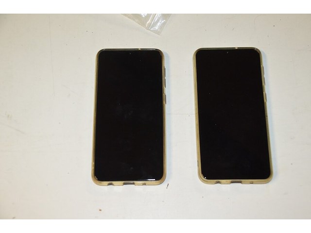 2 smartphones samsung galaxy a10 32gb en galaxy a10 - afbeelding 1 van  5