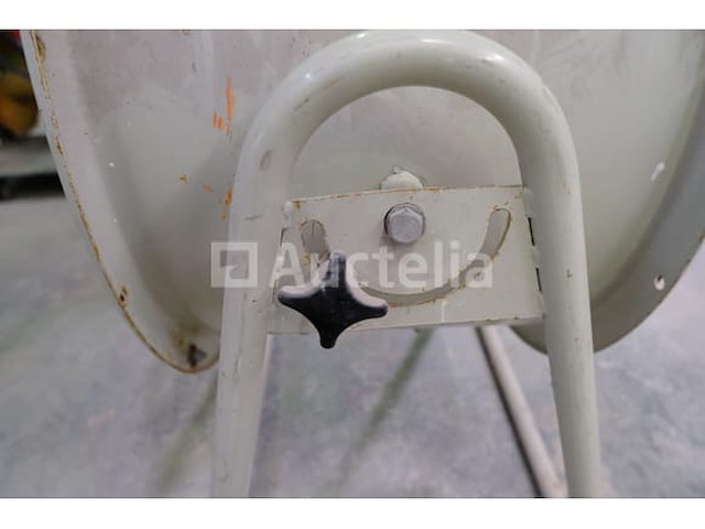 2 sodeca htm-63-4t ventilatoren op de standaard - afbeelding 1 van  10