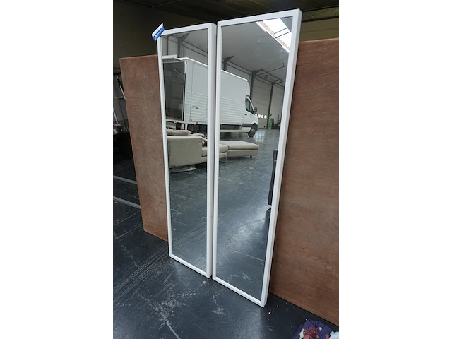 2 spiegels met wit kader 40x160 cm - afbeelding 1 van  4