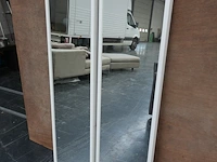 2 spiegels met wit kader 40x160 cm - afbeelding 1 van  4
