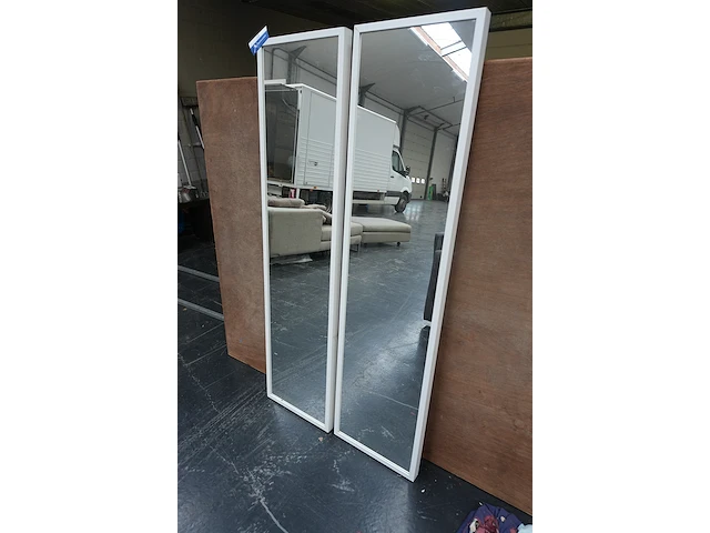 2 spiegels met wit kader 40x160 cm - afbeelding 3 van  4
