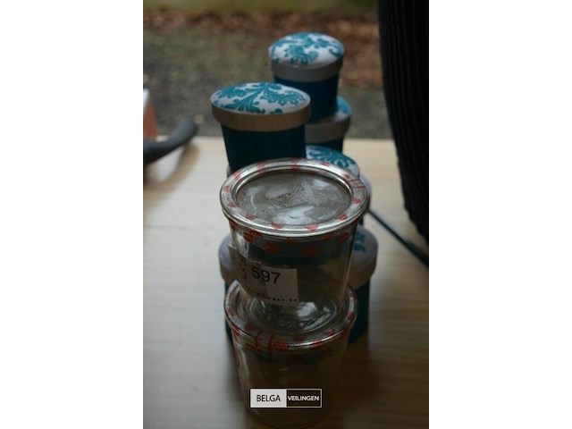 2 st inmaakglazen en 6 st opbergdoosjes - afbeelding 1 van  3