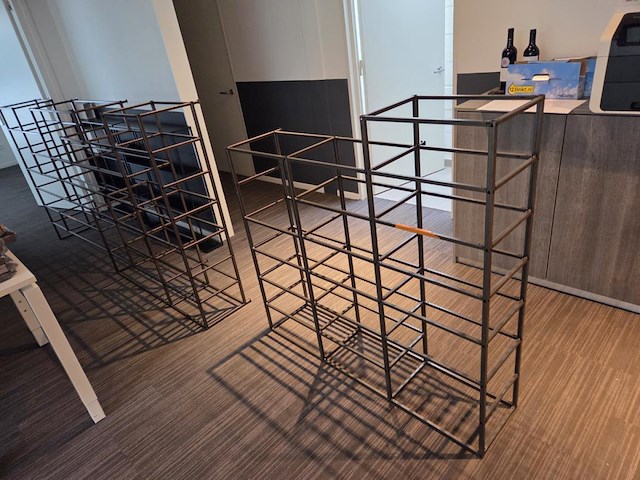 2 stalen rekken / hangconstructie - afbeelding 3 van  9