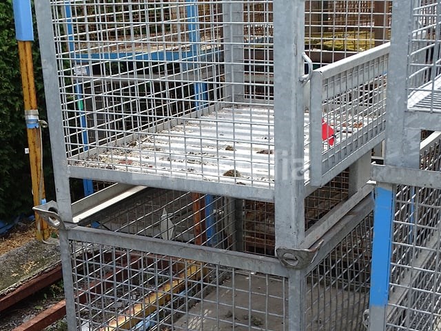 2 stapelbare metalen bakken - afbeelding 4 van  4