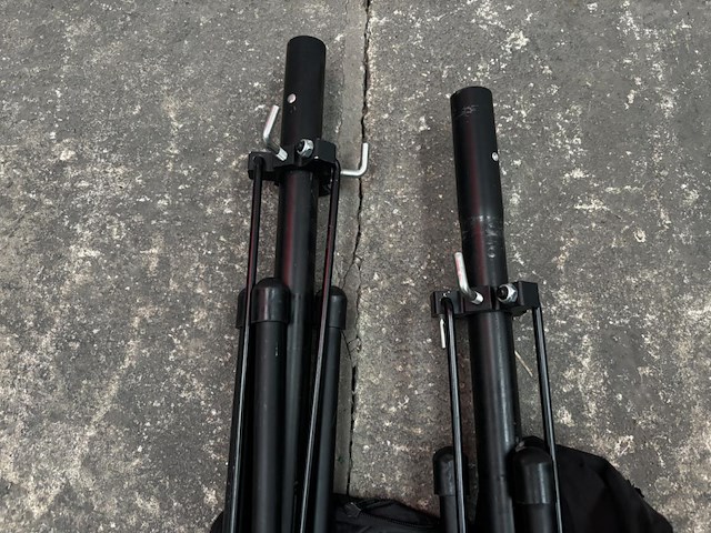 2 statieven - afbeelding 2 van  3