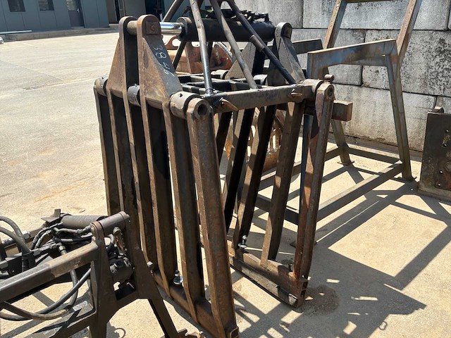 2 steenklemmen machineklem - afbeelding 4 van  6