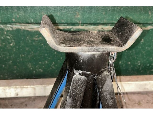 2 steunen - afbeelding 2 van  3