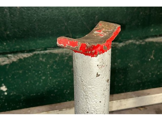 2 steunen - afbeelding 2 van  3