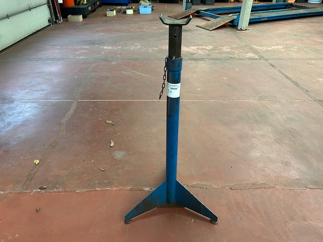 2 steunen - afbeelding 1 van  3