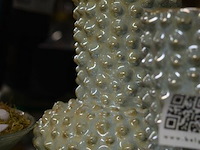 2 stijlvolle keramische vaas handmade - afbeelding 2 van  2