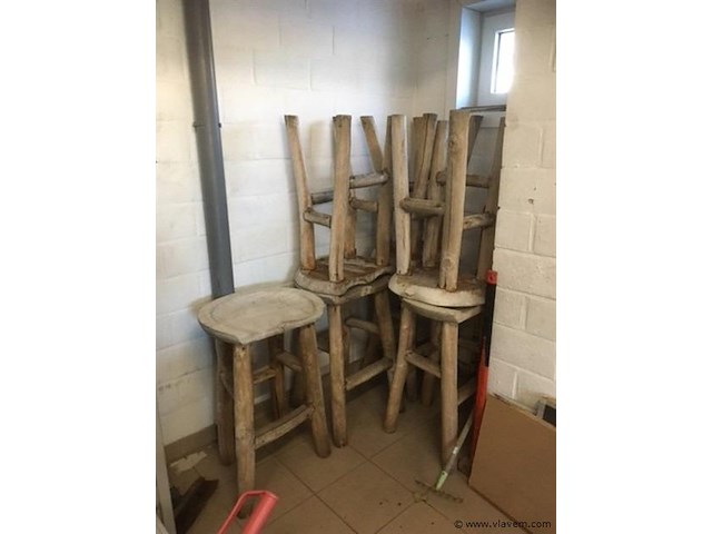 2 stoelen (passend bij boomstamtafels) - afbeelding 2 van  2