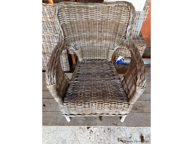 2 stoelen - afbeelding 1 van  1