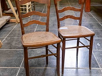 2 stoelen - afbeelding 1 van  3