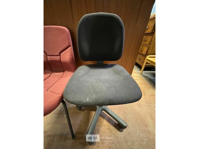 2 stoelen - afbeelding 3 van  3