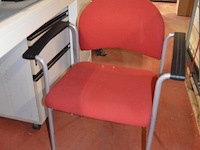 2 stoffen vergaderstoelen, rechthoekige witte tafel 100 x 200 cm (188,219) - afbeelding 6 van  7