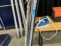 2 strijkplanken + strijkijzer bosch - afbeelding 3 van  5