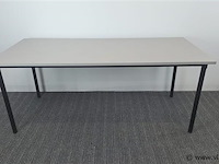 2 stuks kantinetafel flokk