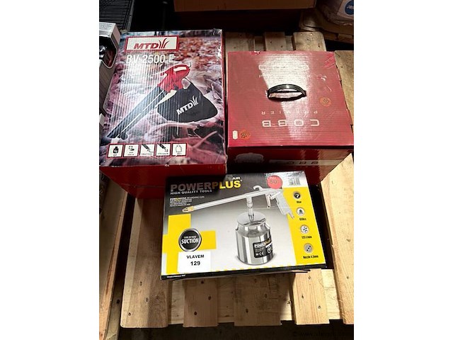 2 stuks pneumatisch waspistool, bladblazer en cooking system - afbeelding 1 van  5