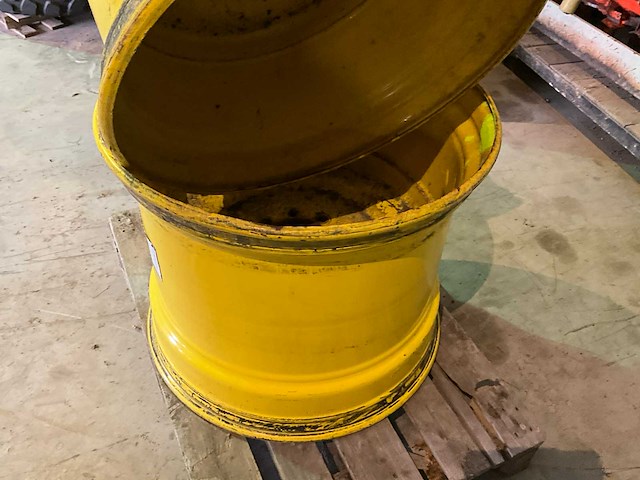 2 stuks velgen voor landbouwdoeleinden - afbeelding 8 van  12