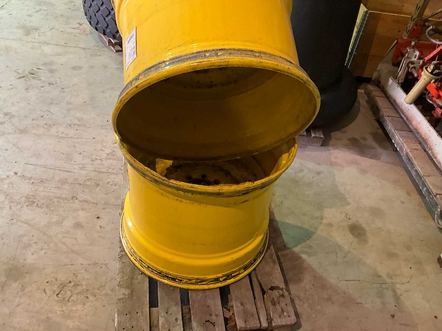 2 stuks velgen voor landbouwdoeleinden - afbeelding 9 van  12
