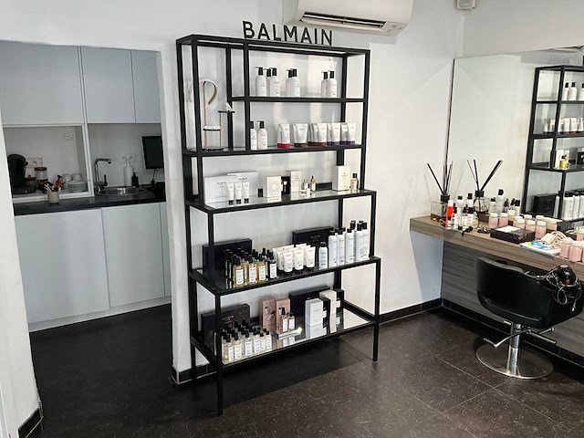 2 stuks wandkasten zonder inhoud - afbeelding 1 van  12