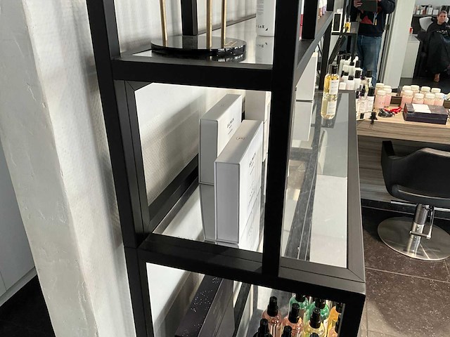 2 stuks wandkasten zonder inhoud - afbeelding 9 van  12