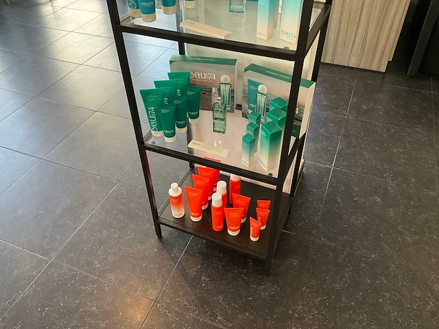 2 stuks wandkasten zonder inhoud - afbeelding 12 van  12