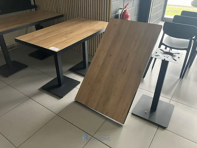 2 tafels - afbeelding 1 van  7