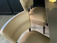 2 tafeltjes en 4 stoelen - afbeelding 2 van  4