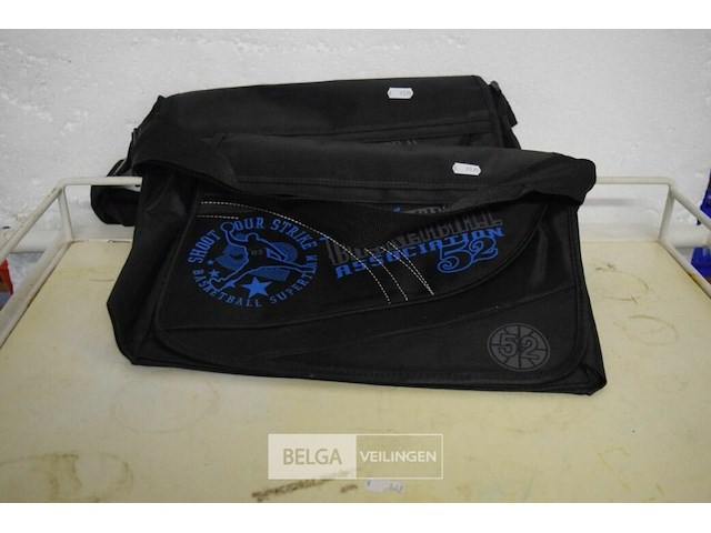 2 tassen - afbeelding 1 van  2