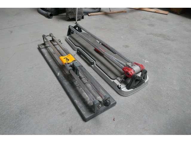 2 tegelsnijders - afbeelding 1 van  3