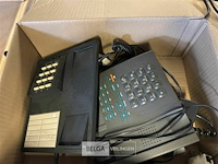 2 telefoons - afbeelding 1 van  2