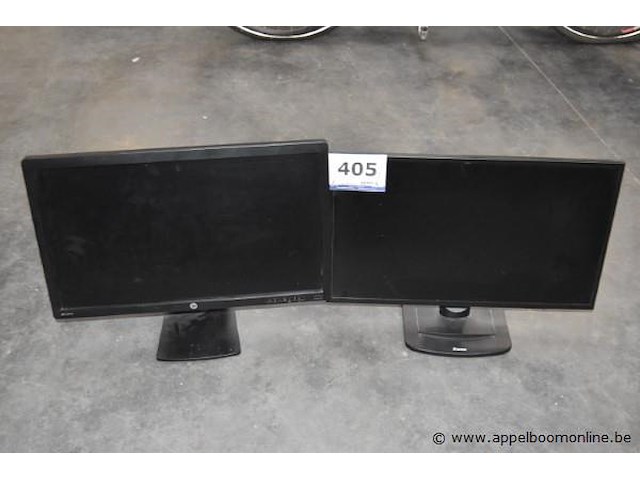 2 tft schermen wo. hp en iiyama - afbeelding 1 van  3