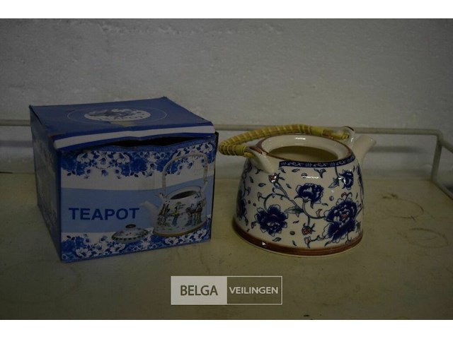 2 theepotten - afbeelding 1 van  3