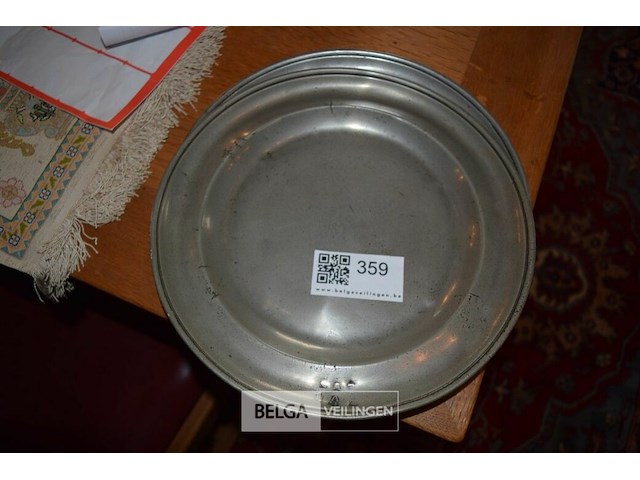 2 tinnen schotels vermoedelijk 18 eeuws met keurmerk - afbeelding 1 van  5