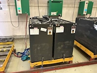 2 tractiebatterijen hoppecke