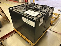 2 tractiebatterijen hoppecke - afbeelding 8 van  8