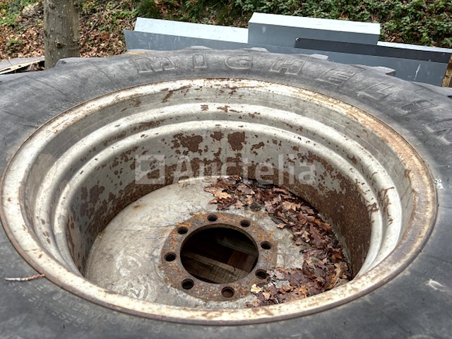 2 tractor banden michelin - afbeelding 1 van  10