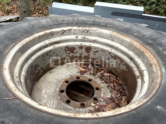 2 tractor banden michelin - afbeelding 8 van  10