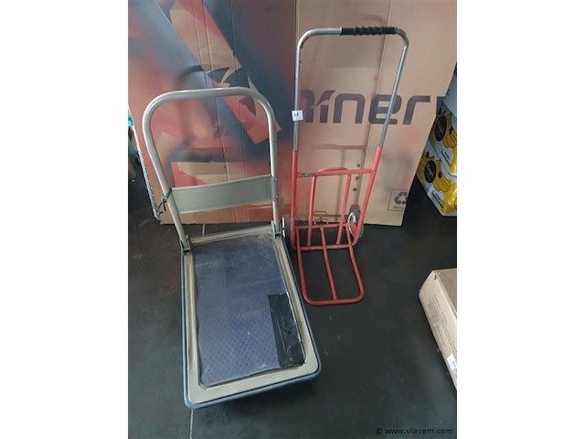 2 transportkarretjes - afbeelding 1 van  1
