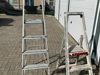 2 trapladders - afbeelding 1 van  2