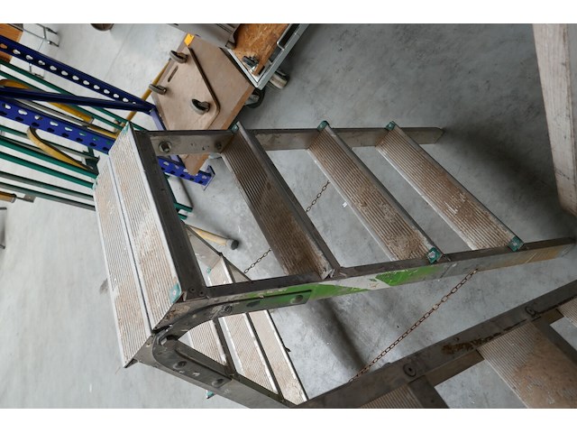 2 trapladders - afbeelding 4 van  4
