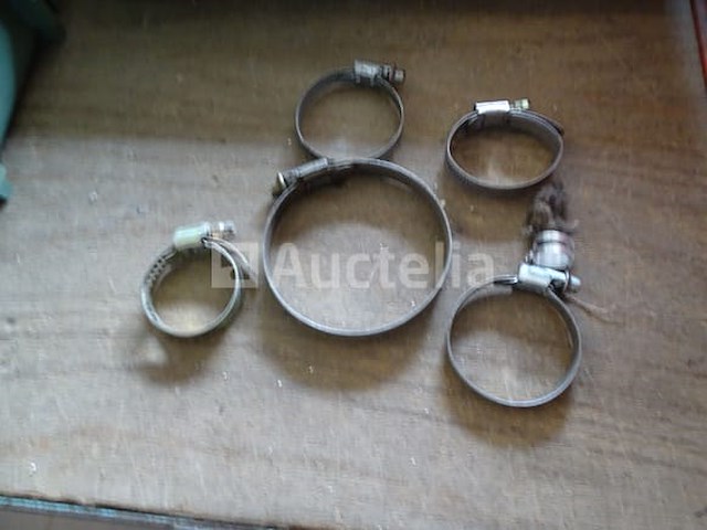 2 trays met pakkingen en slangklemmen. - afbeelding 8 van  9
