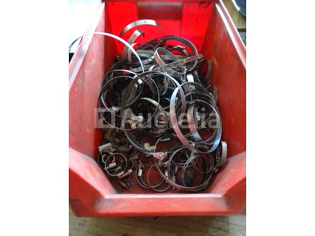 2 trays met pakkingen en slangklemmen. - afbeelding 9 van  9