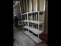 2 uitneembare planken (010498-061) - afbeelding 7 van  7