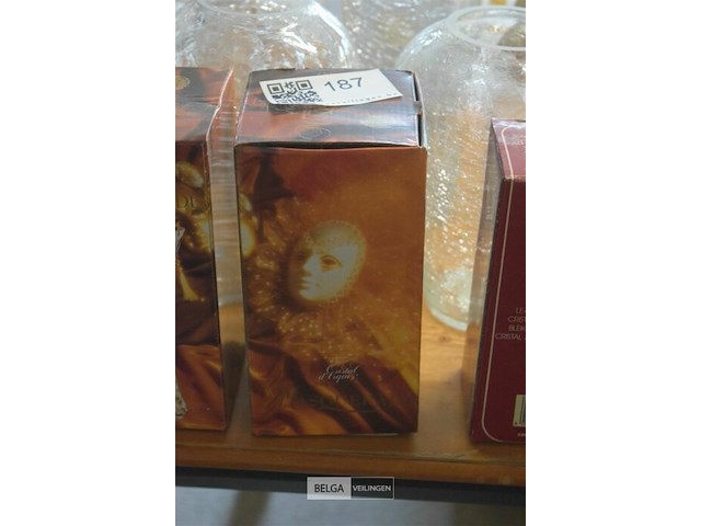 2 vaasjes - afbeelding 3 van  6